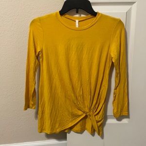 Bellamie mustard tee